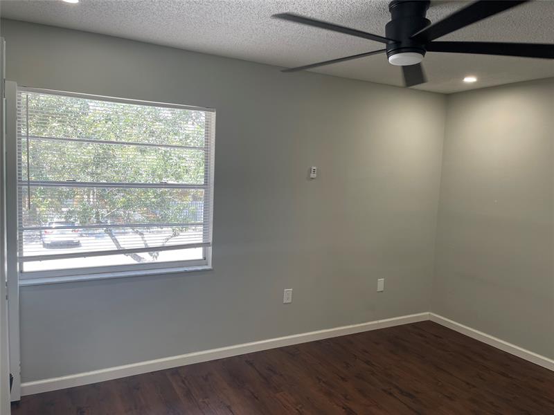 Image 12 of 14 For 2017 Oleander Blvd  A