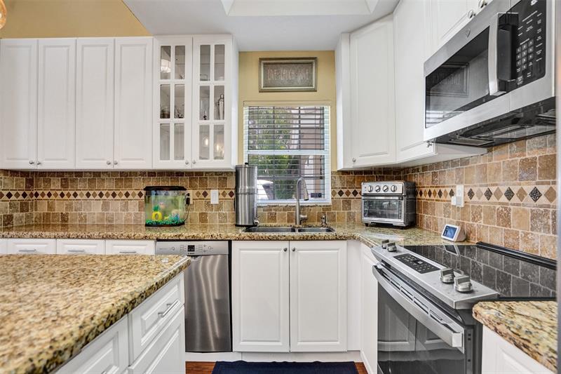 Image 14 of 71 For 11590 Open Ct