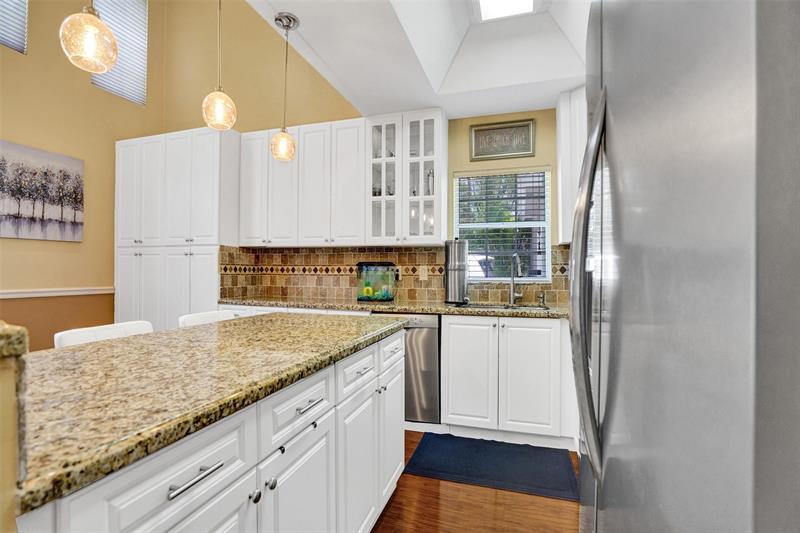Image 15 of 71 For 11590 Open Ct