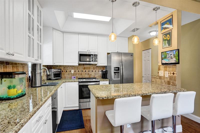 Image 18 of 71 For 11590 Open Ct