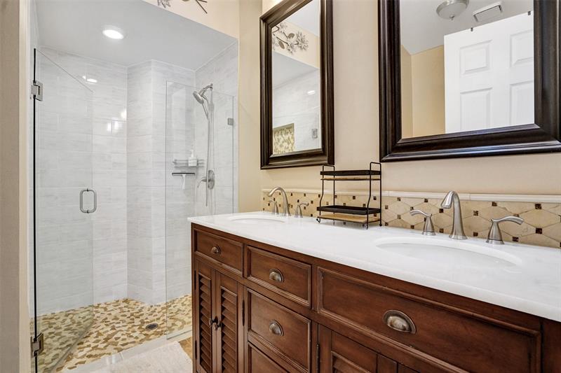 Image 30 of 71 For 11590 Open Ct