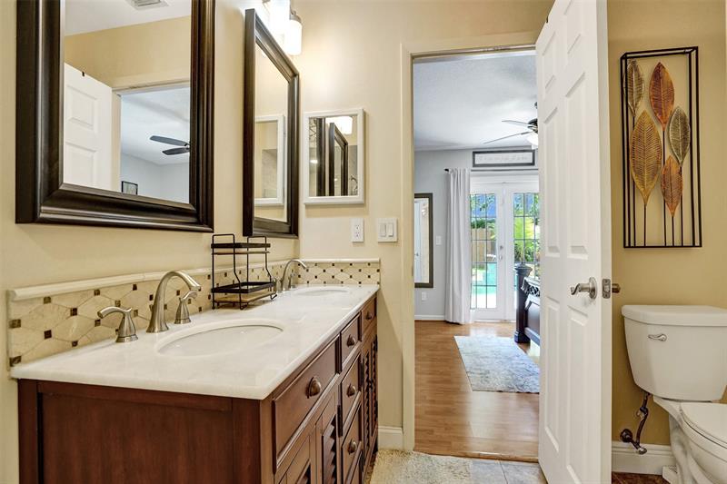 Image 33 of 71 For 11590 Open Ct