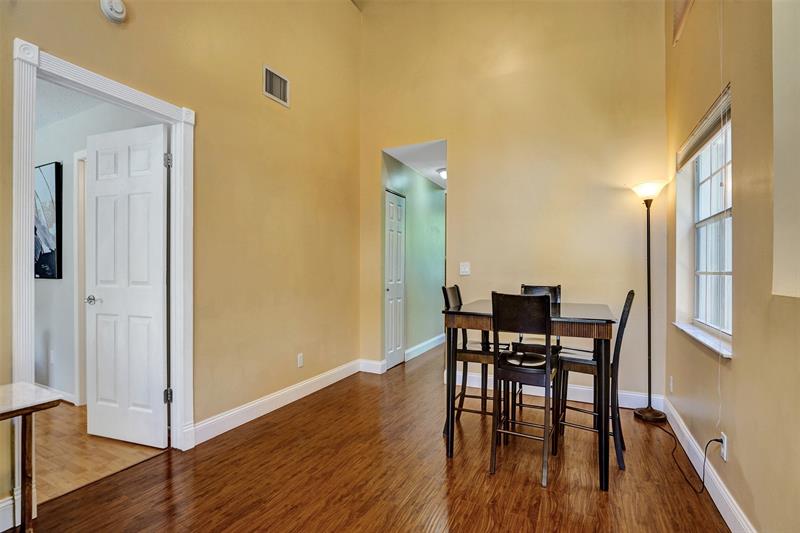Image 9 of 71 For 11590 Open Ct