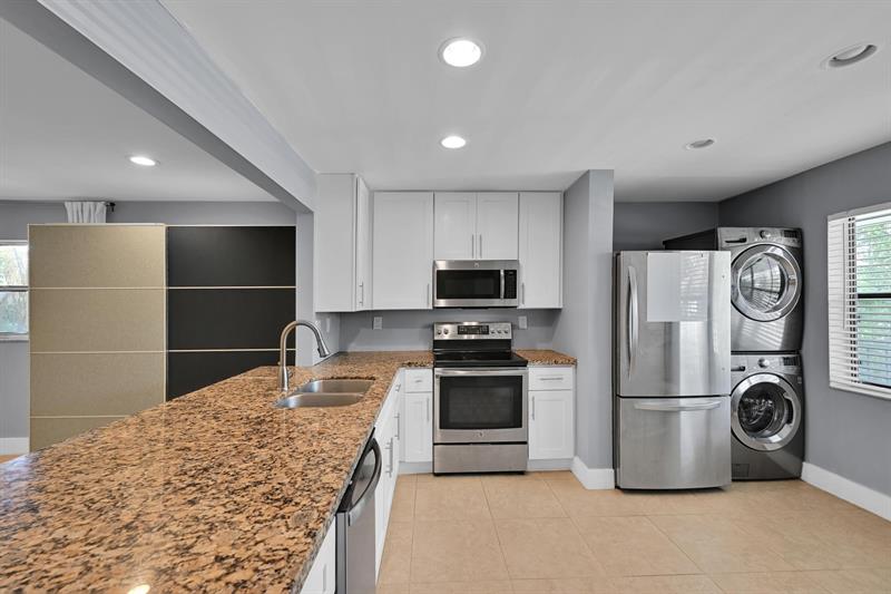 Image 5 of 19 For 1501 13th St  14