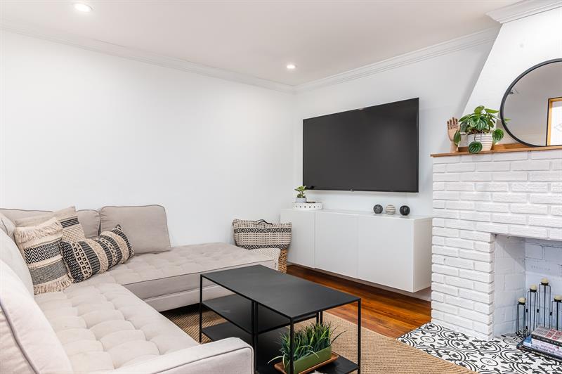 Image 10 of 21 For 713 17th Rd  