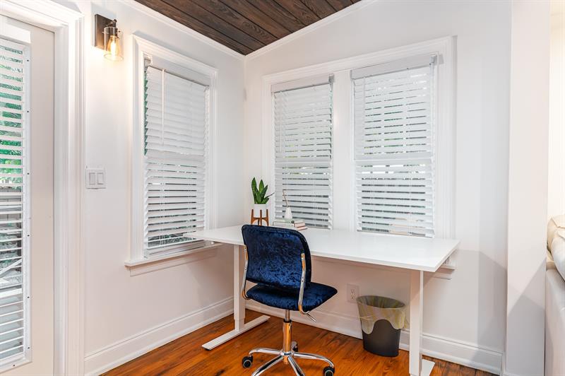 Image 11 of 21 For 713 17th Rd  