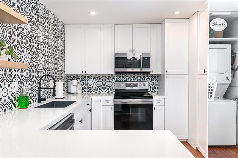 Image 7 of 21 For 713 17th Rd  