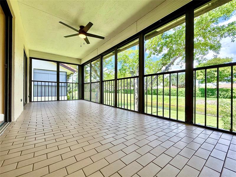 Image 9 of 62 For 10805 Bahama Palm Way  201