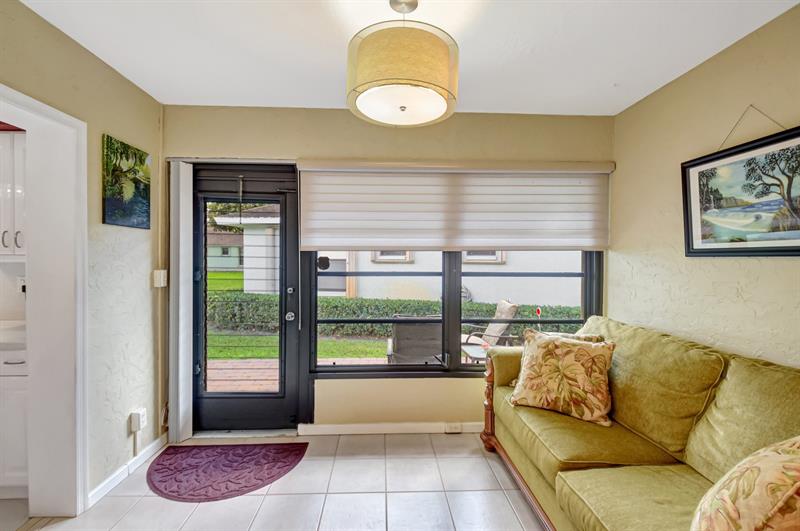 Image 21 of 66 For 9800 Pecan Tree Drive  B