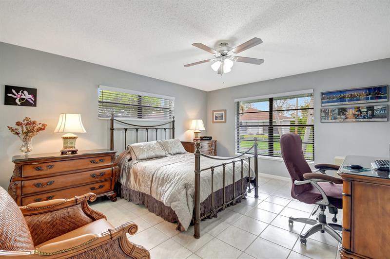 Image 30 of 66 For 9800 Pecan Tree Drive  B