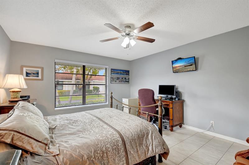 Image 31 of 66 For 9800 Pecan Tree Drive  B