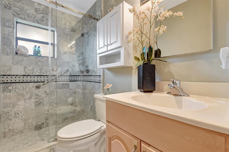 Image 39 of 66 For 9800 Pecan Tree Drive  B