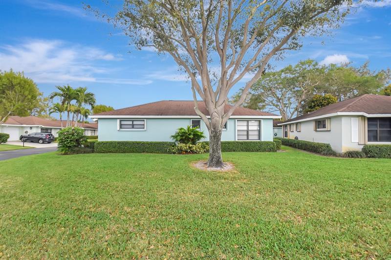Image 49 of 66 For 9800 Pecan Tree Drive  B