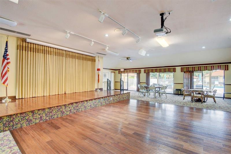 Image 53 of 66 For 9800 Pecan Tree Drive  B