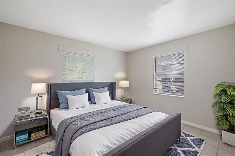 Image 6 of 37 For 4404 35th Ave