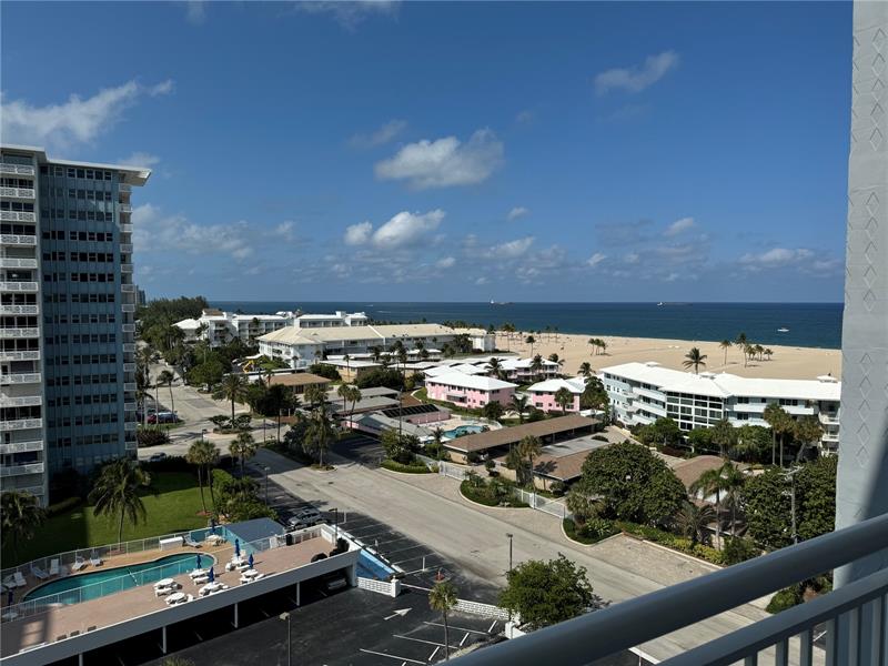 Image 10 of 53 For 1920 Ocean Dr  1002
