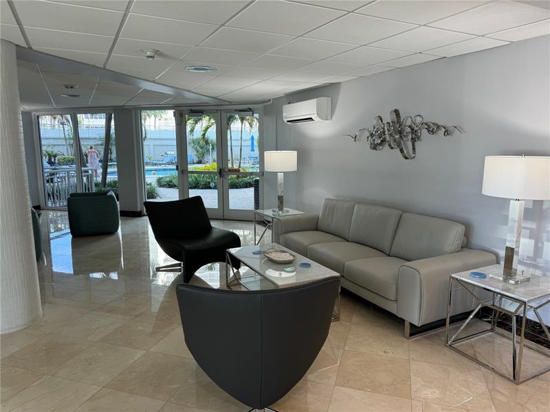 Image 14 of 53 For 1920 Ocean Dr  1002