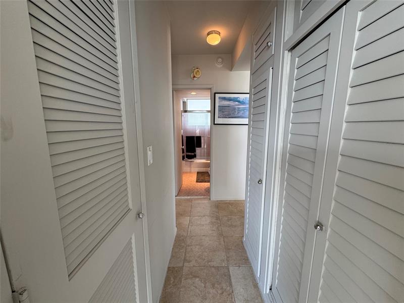 Image 40 of 53 For 1920 Ocean Dr  1002