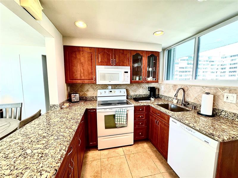 Image 52 of 53 For 1920 Ocean Dr  1002
