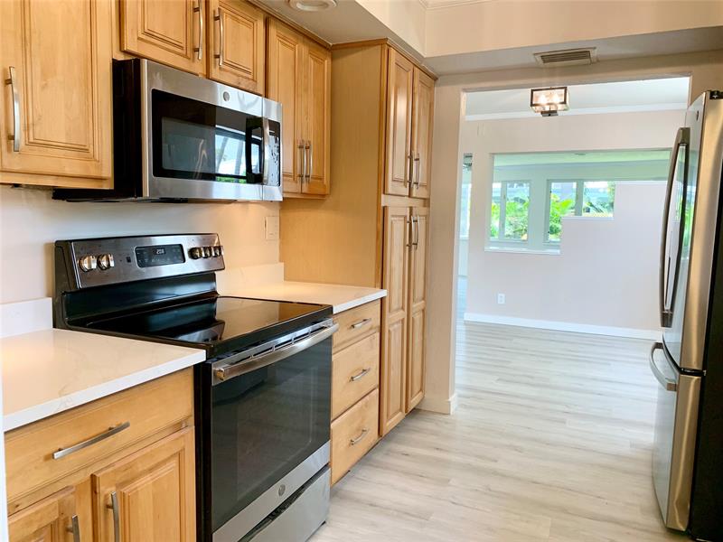 Image 10 of 44 For 764 7th St  