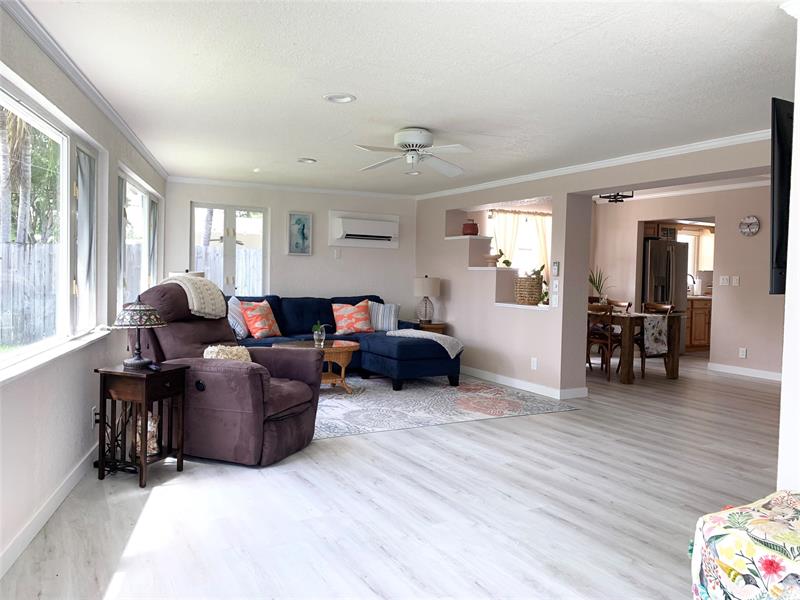 Image 14 of 44 For 764 7th St  