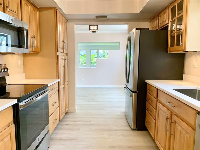 Image 9 of 44 For 764 7th St  