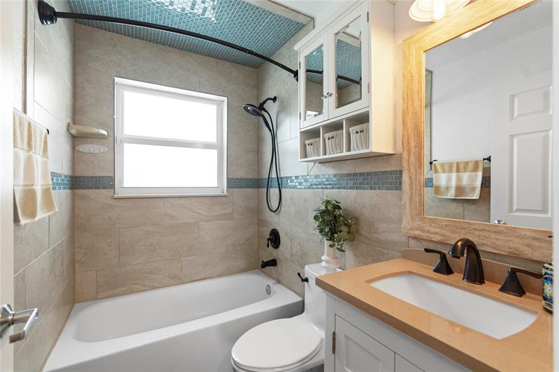 Image 32 of 56 For 15218 Wilshire Cir