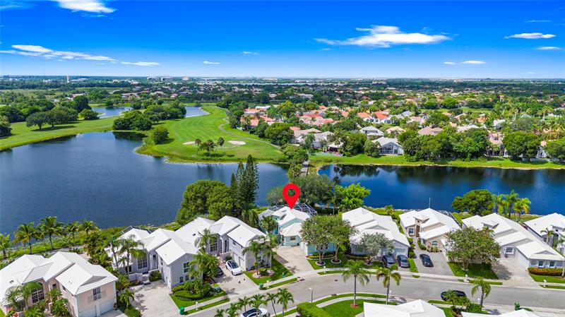 Image 4 of 56 For 15218 Wilshire Cir