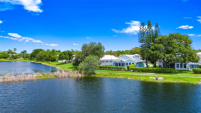 Image 43 of 56 For 15218 Wilshire Cir