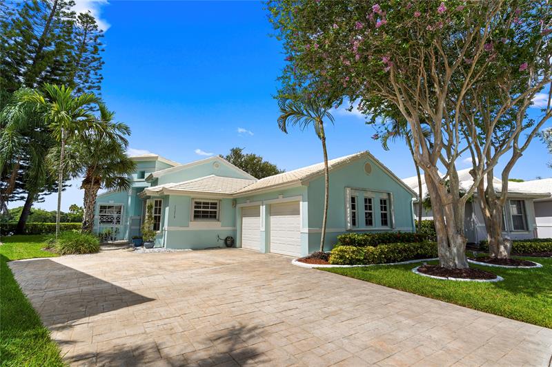 Image 54 of 56 For 15218 Wilshire Cir