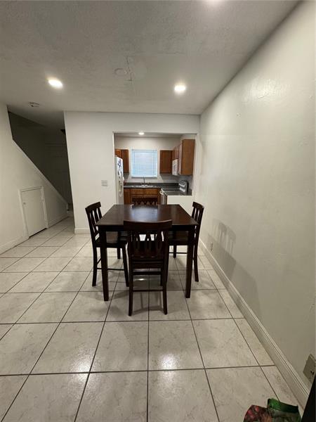 Image 4 of 7 For 2452 Taylor St  204