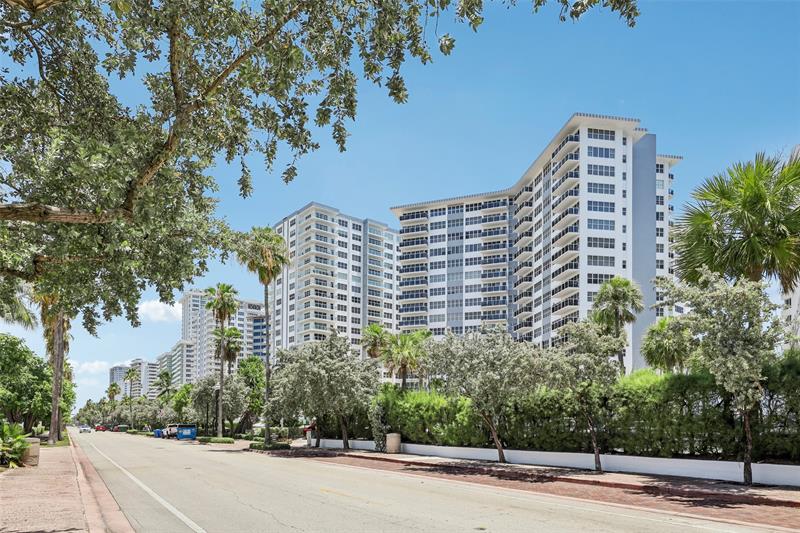 Image 21 of 21 For 3700 Galt Ocean Dr.  901