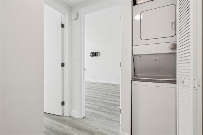 Image 9 of 21 For 3700 Galt Ocean Dr.  901