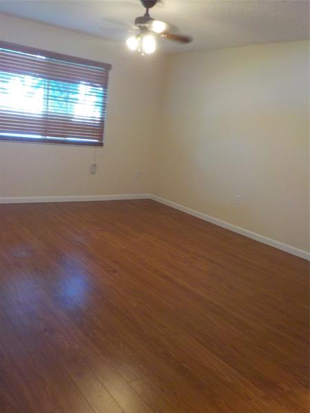 Image 12 of 32 For 5061 Wiles Rd  206