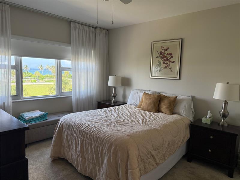 Image 5 of 10 For 4117 Bougainvilla Dr  412