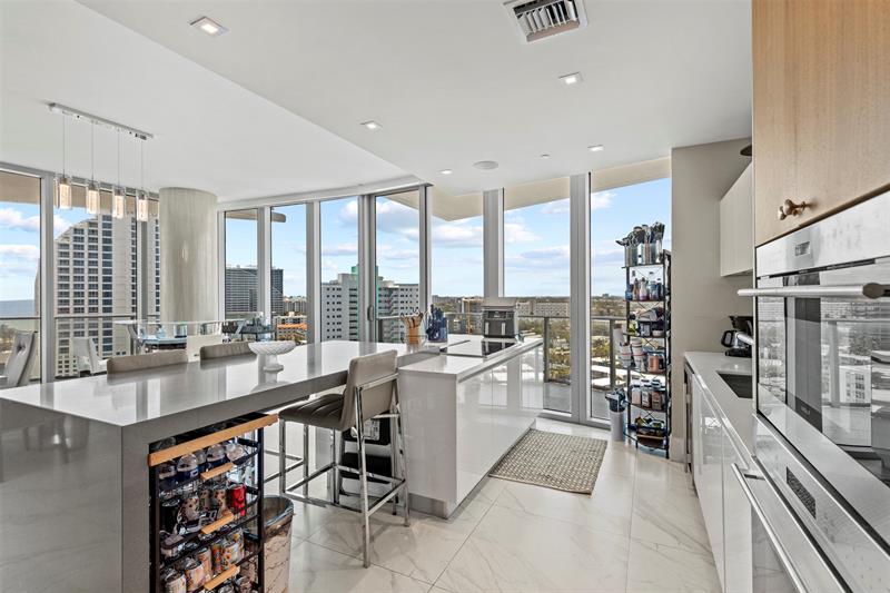 Image 12 of 42 For 701 Fort Lauderdale Beach Blvd  1205