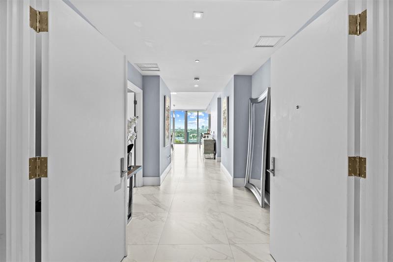 Image 14 of 42 For 701 Fort Lauderdale Beach Blvd  1205