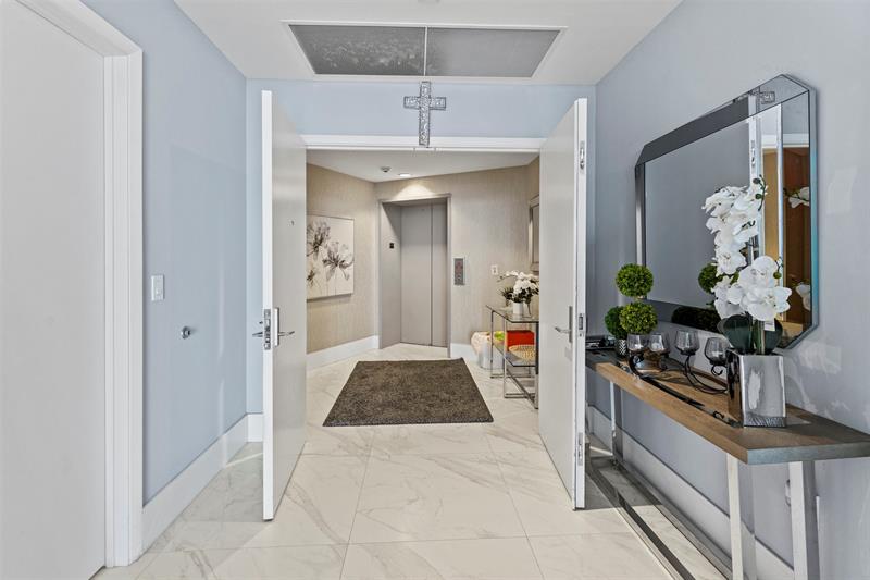 Image 5 of 42 For 701 Fort Lauderdale Beach Blvd  1205