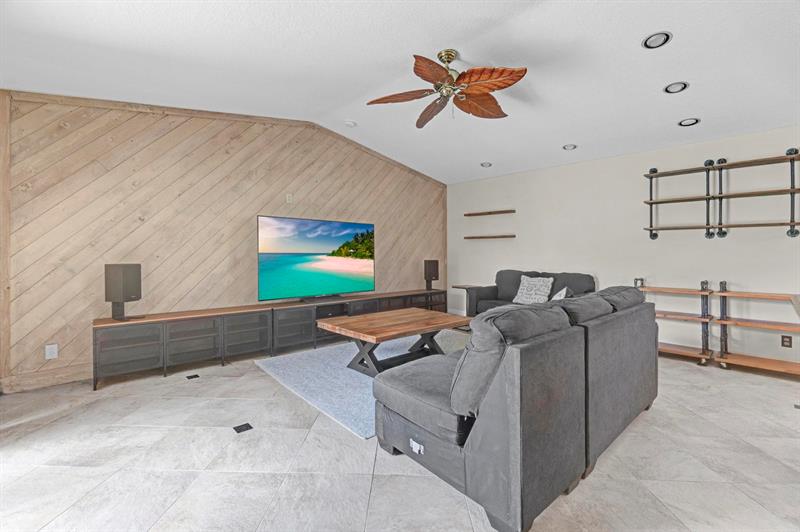 Image 11 of 46 For 21254 Turquoise Way