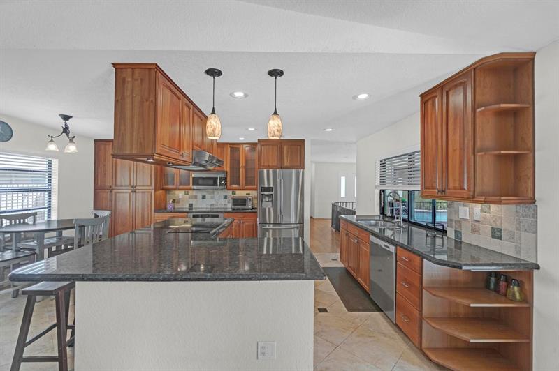 Image 13 of 46 For 21254 Turquoise Way