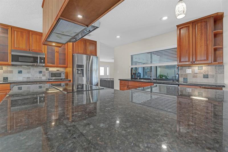 Image 16 of 46 For 21254 Turquoise Way