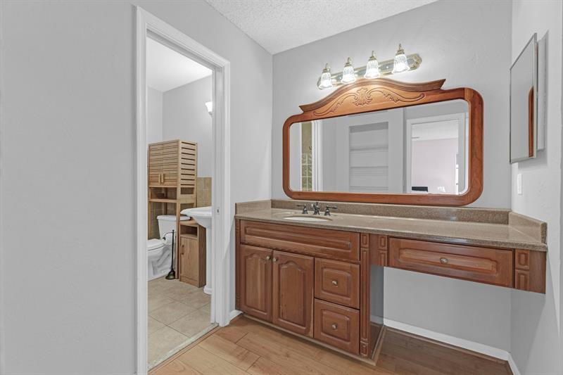 Image 19 of 46 For 21254 Turquoise Way