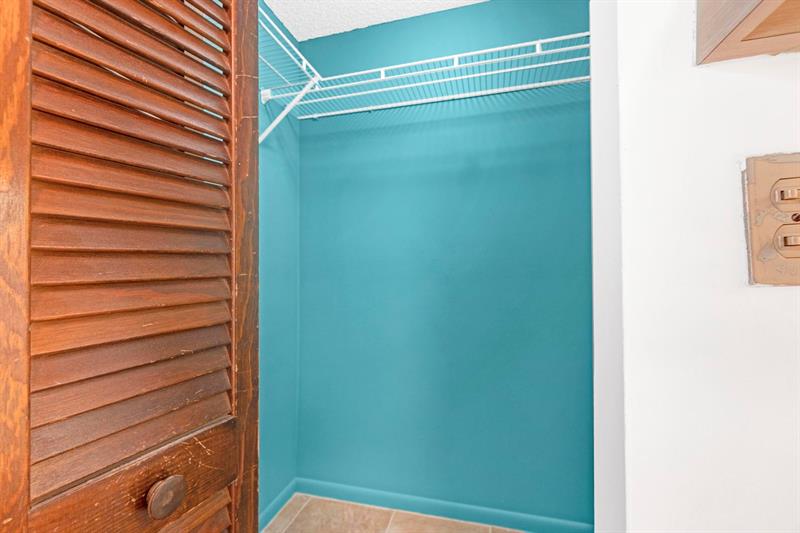 Image 26 of 46 For 21254 Turquoise Way