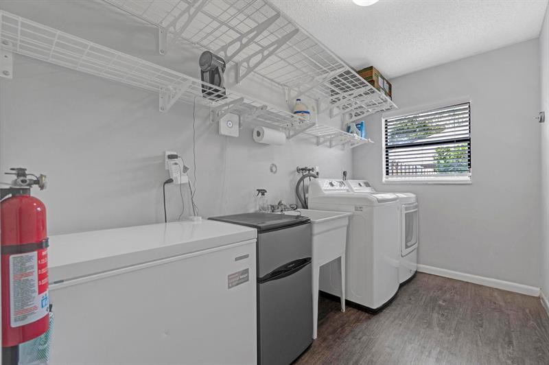 Image 31 of 46 For 21254 Turquoise Way