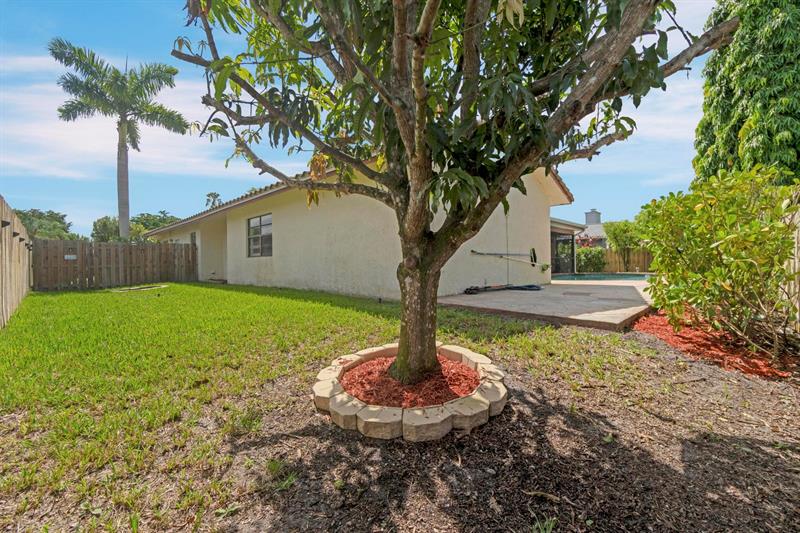 Image 41 of 46 For 21254 Turquoise Way