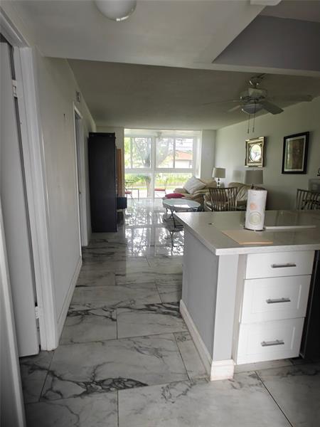 Image 5 of 12 For 9351 Lime Bay Blvd  212
