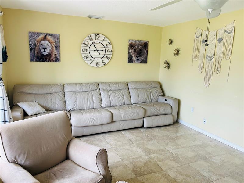 Image 4 of 21 For 2250 79th Ave