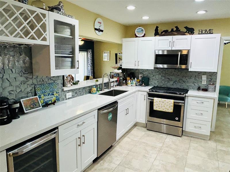Image 7 of 21 For 2250 79th Ave