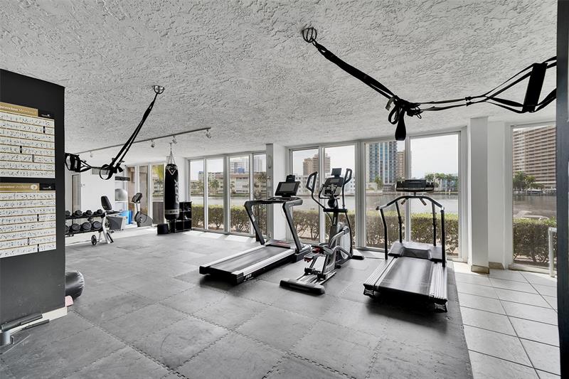 Image 22 of 22 For 121 Golden Isles Dr  507