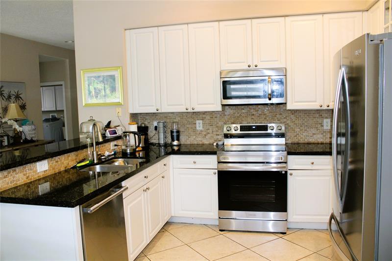 Image 7 of 24 For 2028 176th Ter
